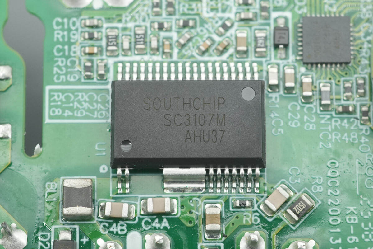 Teardown of HuntKey 45W GaN Charger (HKC04520023-0J2)-Chargerlab