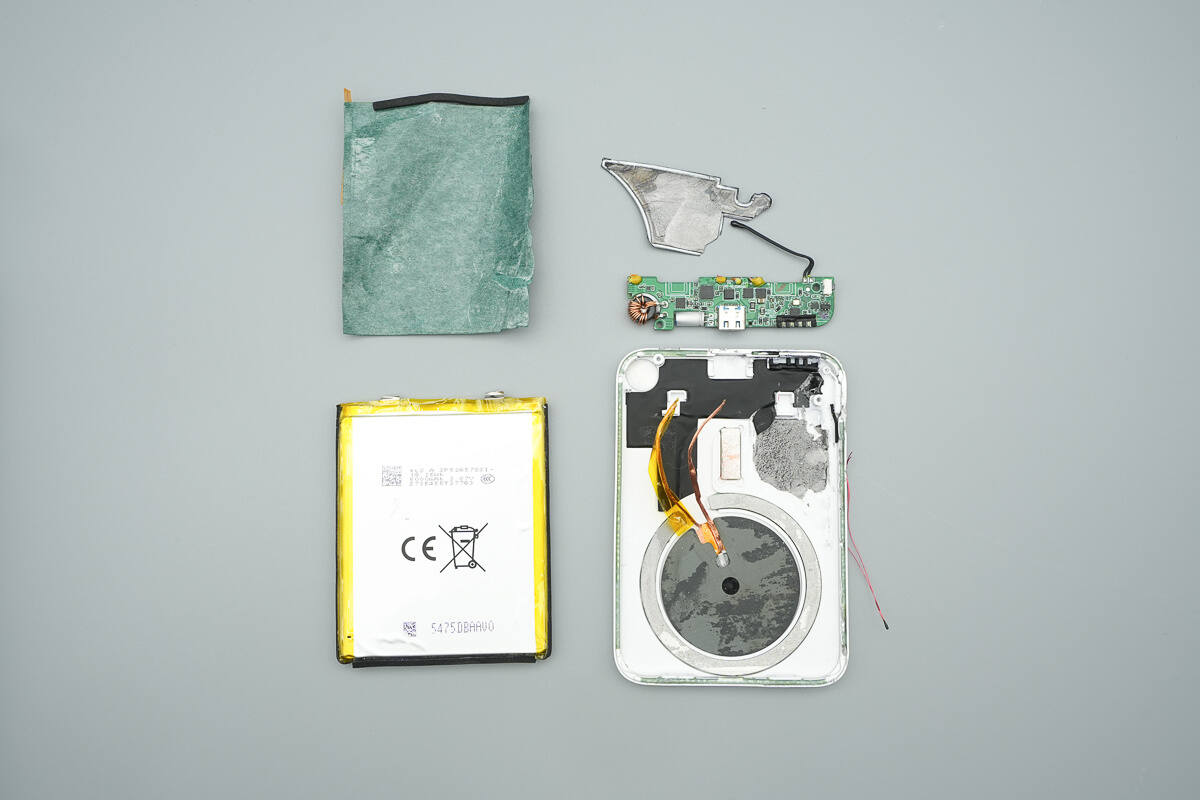 Teardown of Anker Nano 5000mAh Magnetic Power Bank (A1665)-Chargerlab