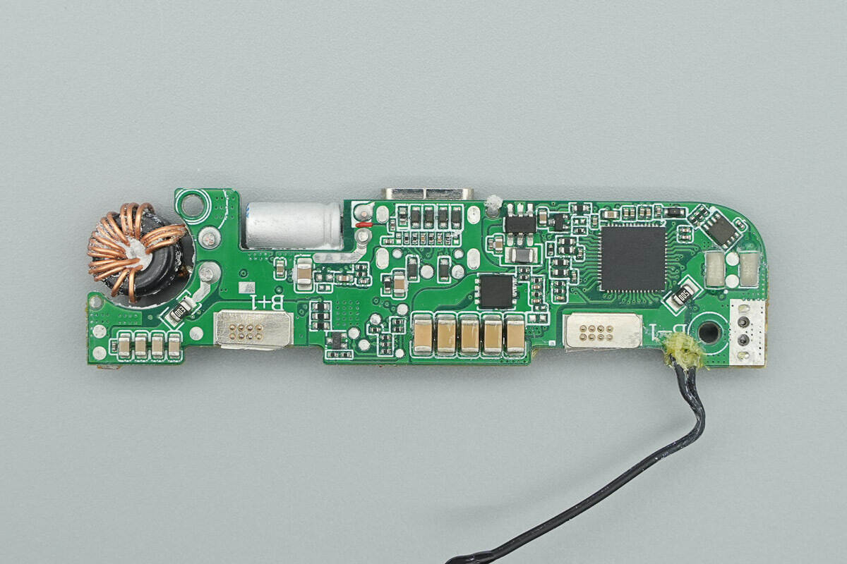 Teardown of Anker Nano 5000mAh Magnetic Power Bank (A1665)-Chargerlab