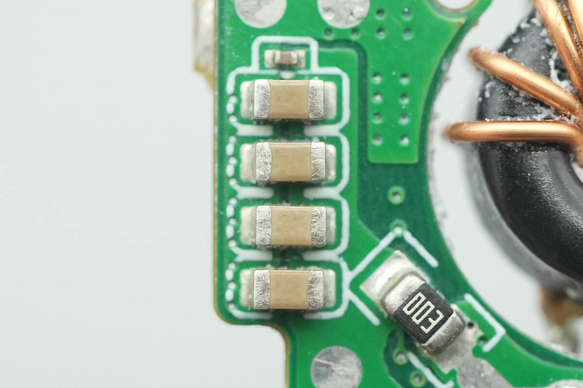 Teardown of Anker Nano 5000mAh Magnetic Power Bank (A1665)-Chargerlab