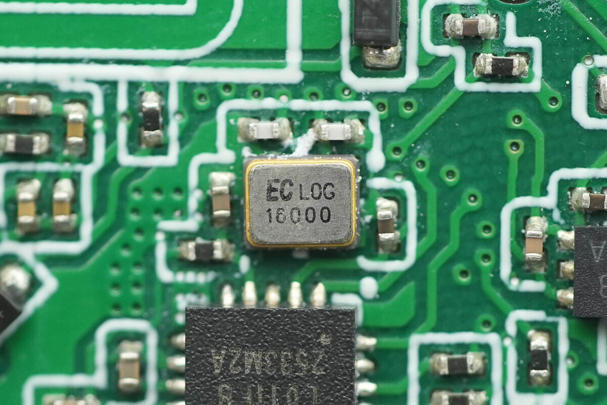 Teardown of Anker Nano 5000mAh Magnetic Power Bank (A1665)-Chargerlab