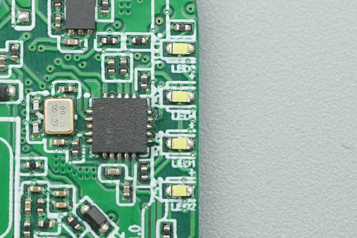 Teardown of Anker Nano 5000mAh Magnetic Power Bank (A1665)-Chargerlab