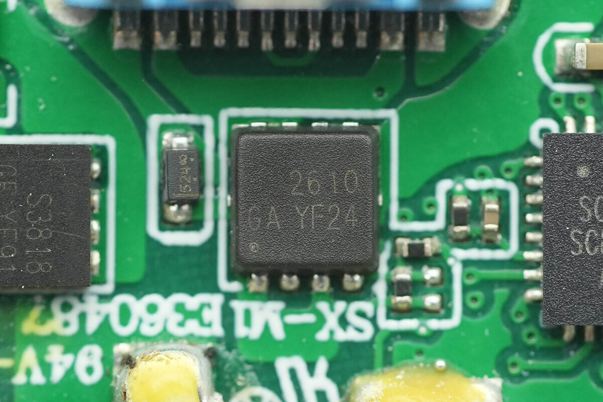 Teardown of Anker Nano 5000mAh Magnetic Power Bank (A1665)-Chargerlab