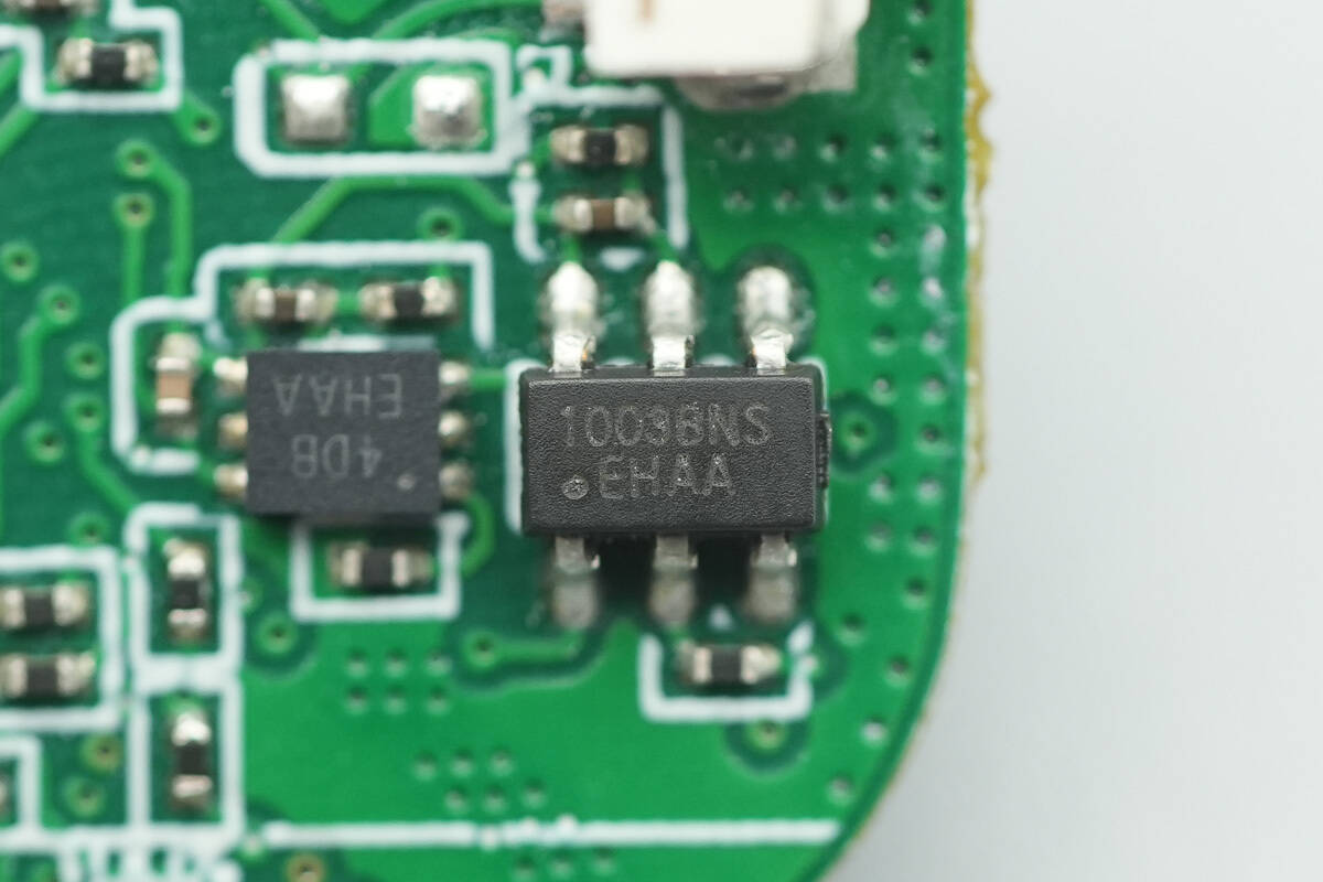 Teardown of Anker Nano 5000mAh Magnetic Power Bank (A1665)-Chargerlab