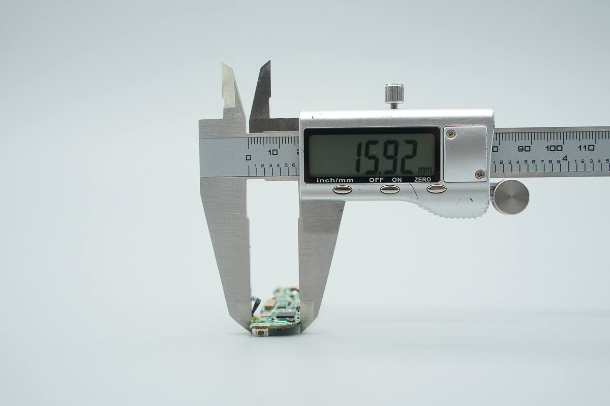 Teardown of Anker Nano 5000mAh Magnetic Power Bank (A1665)-Chargerlab