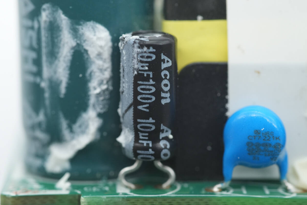 Teardown of OnePlus 100W SuperVOOC GaN Charger (VCBAOBCH)-Chargerlab