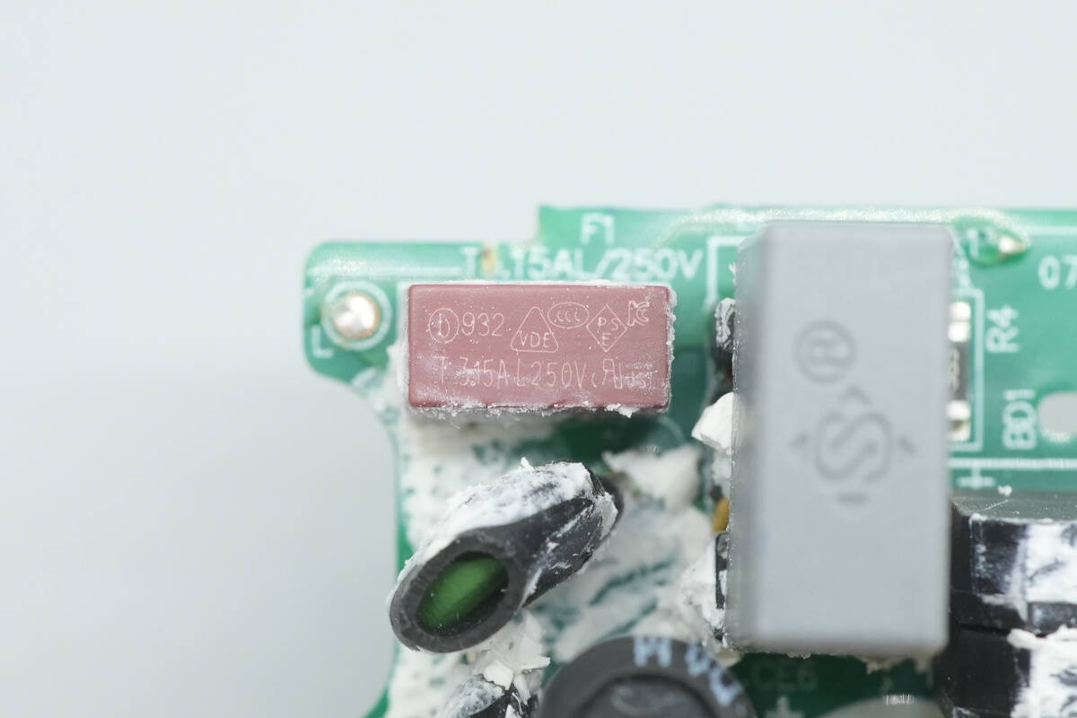 Teardown of OPPO 120W SuperVOOC GaN Charger (OSABBCBBAC)-Chargerlab
