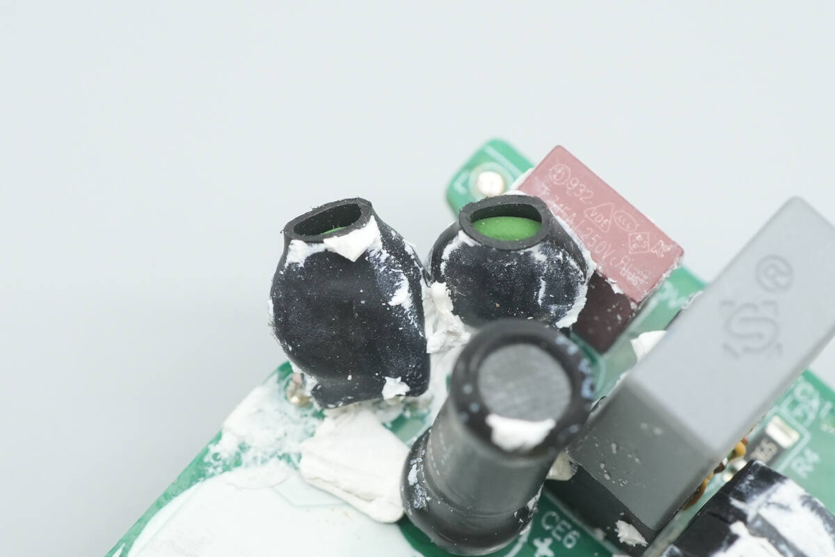 Teardown of OPPO 120W SuperVOOC GaN Charger (OSABBCBBAC)-Chargerlab