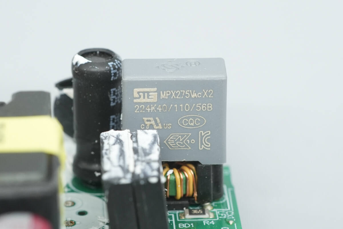 Teardown of OPPO 120W SuperVOOC GaN Charger (OSABBCBBAC)-Chargerlab