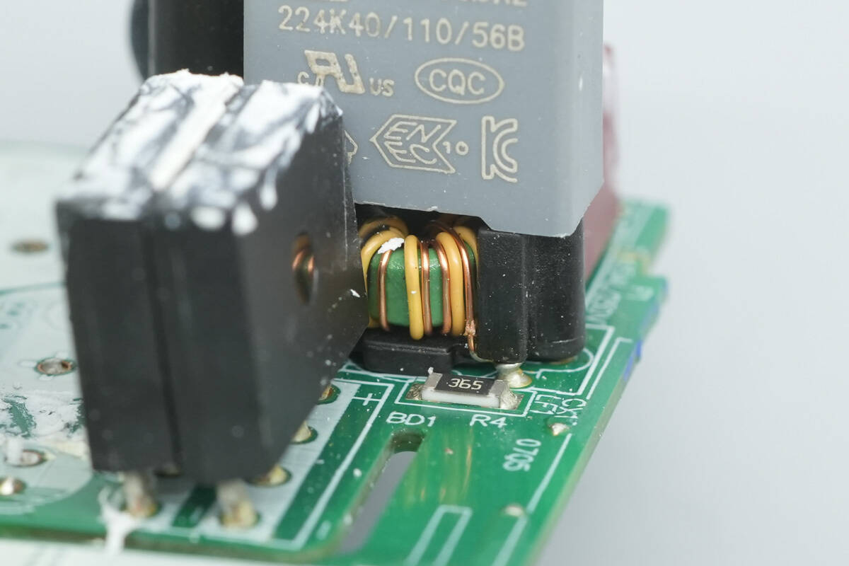 Teardown of OPPO 120W SuperVOOC GaN Charger (OSABBCBBAC)-Chargerlab