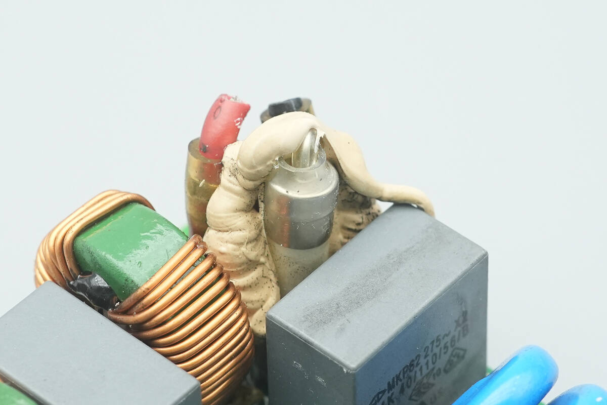 Teardown of VMAX AC Power Supply (VT450AB220A)-Chargerlab