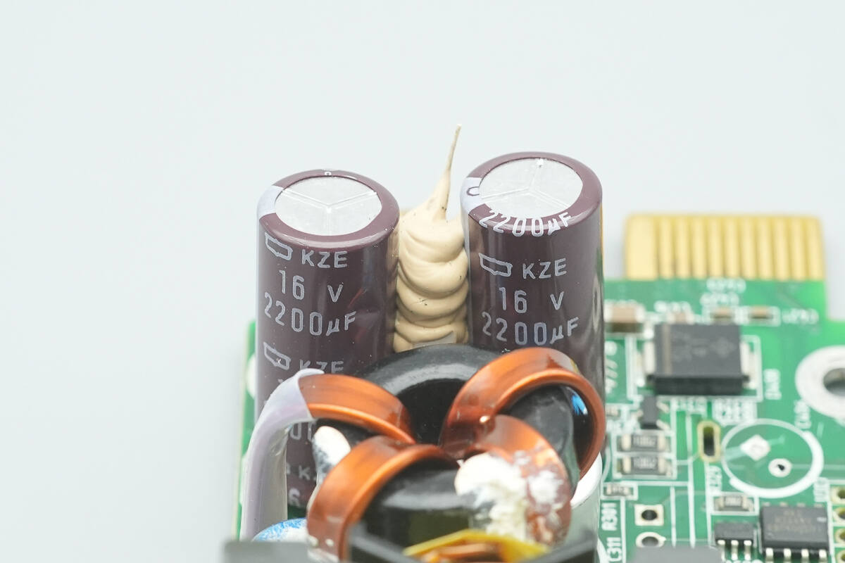 Teardown of VMAX AC Power Supply (VT450AB220A)-Chargerlab