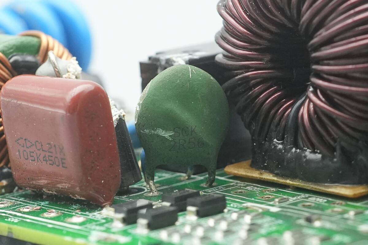 Teardown of VMAX AC Power Supply (VT450AB220A)-Chargerlab