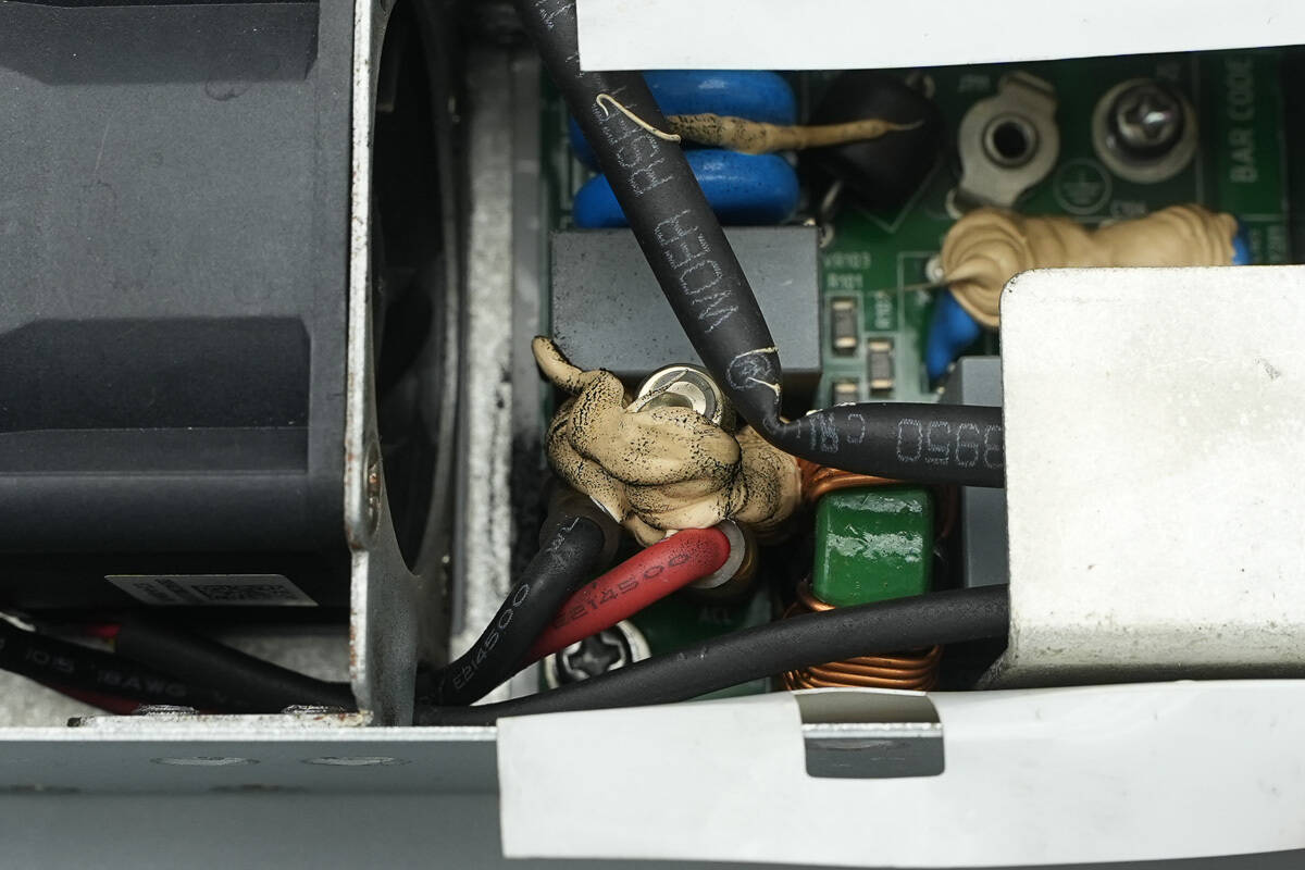 Teardown of VMAX AC Power Supply (VT450AB220A)-Chargerlab