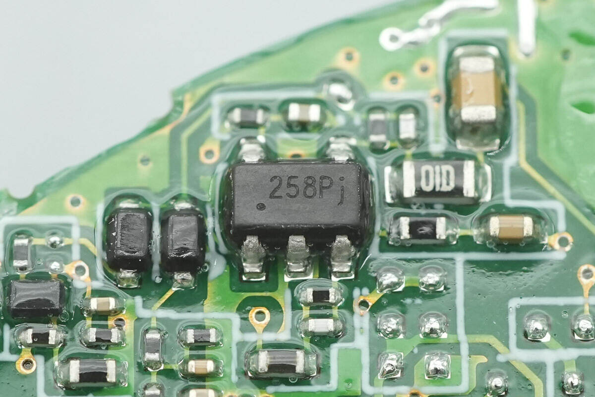 Teardown of OPPO 50W AirVOOC Magnetic Wireless Charger (OAWV09)-Chargerlab