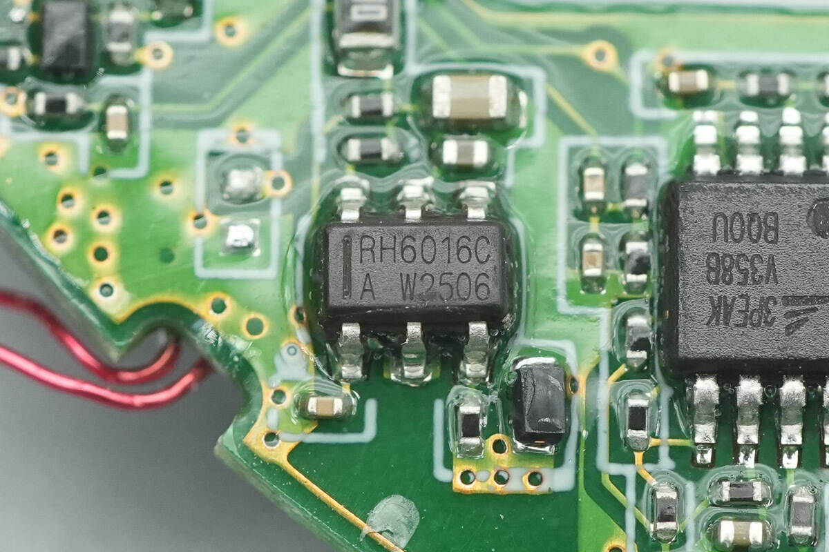 Teardown of OPPO 50W AirVOOC Magnetic Wireless Charger (OAWV09)-Chargerlab