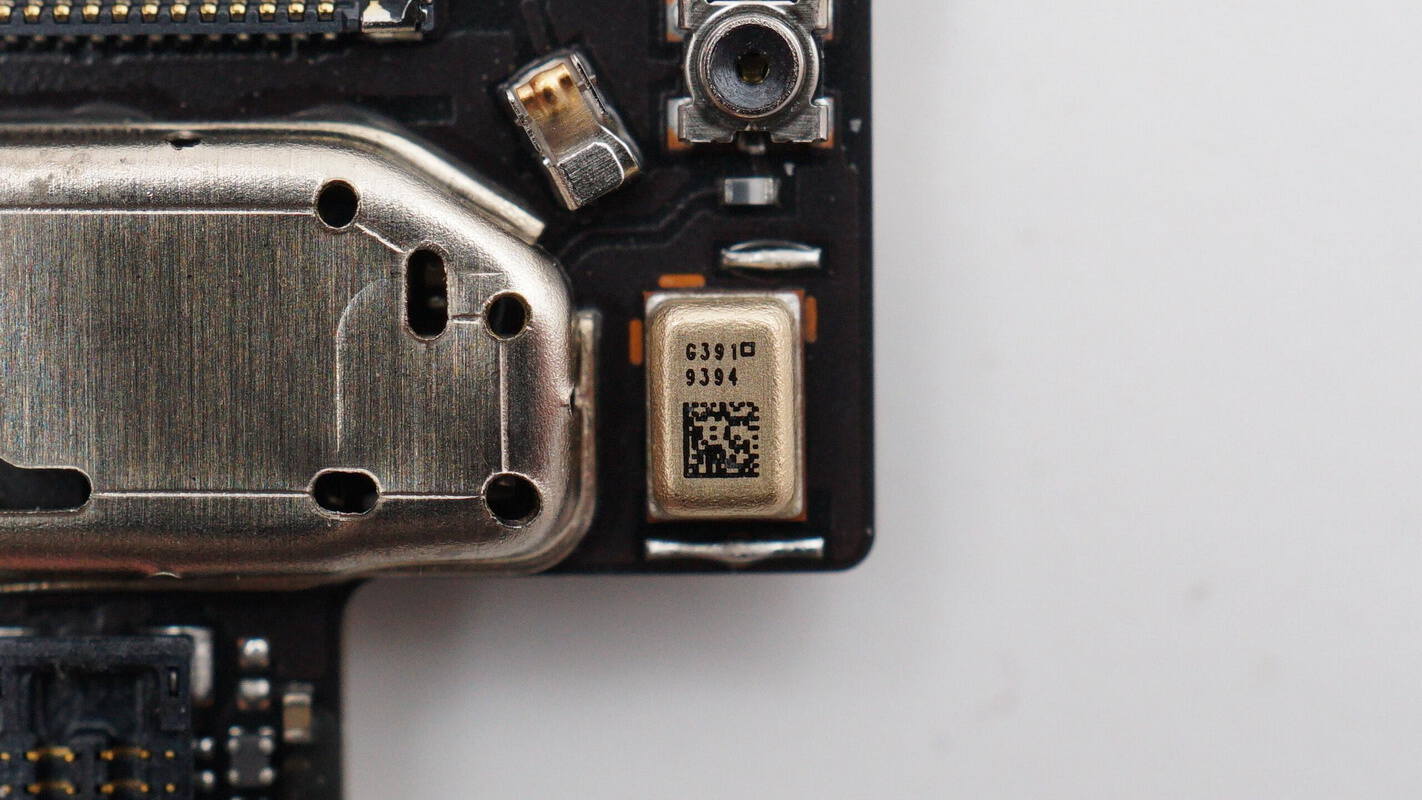 Teardown of Huawei P30-Chargerlab