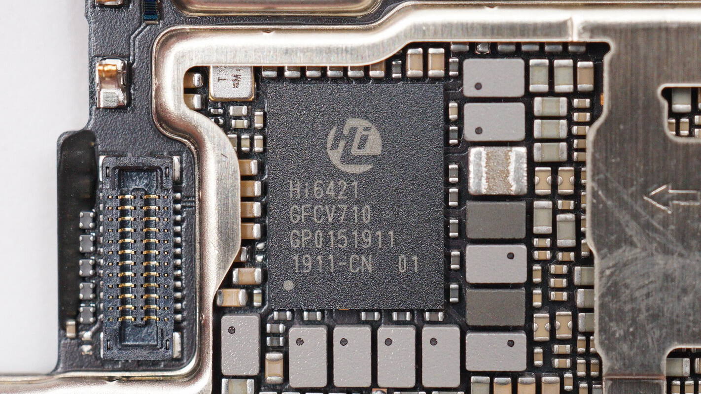 Teardown of Huawei P30-Chargerlab