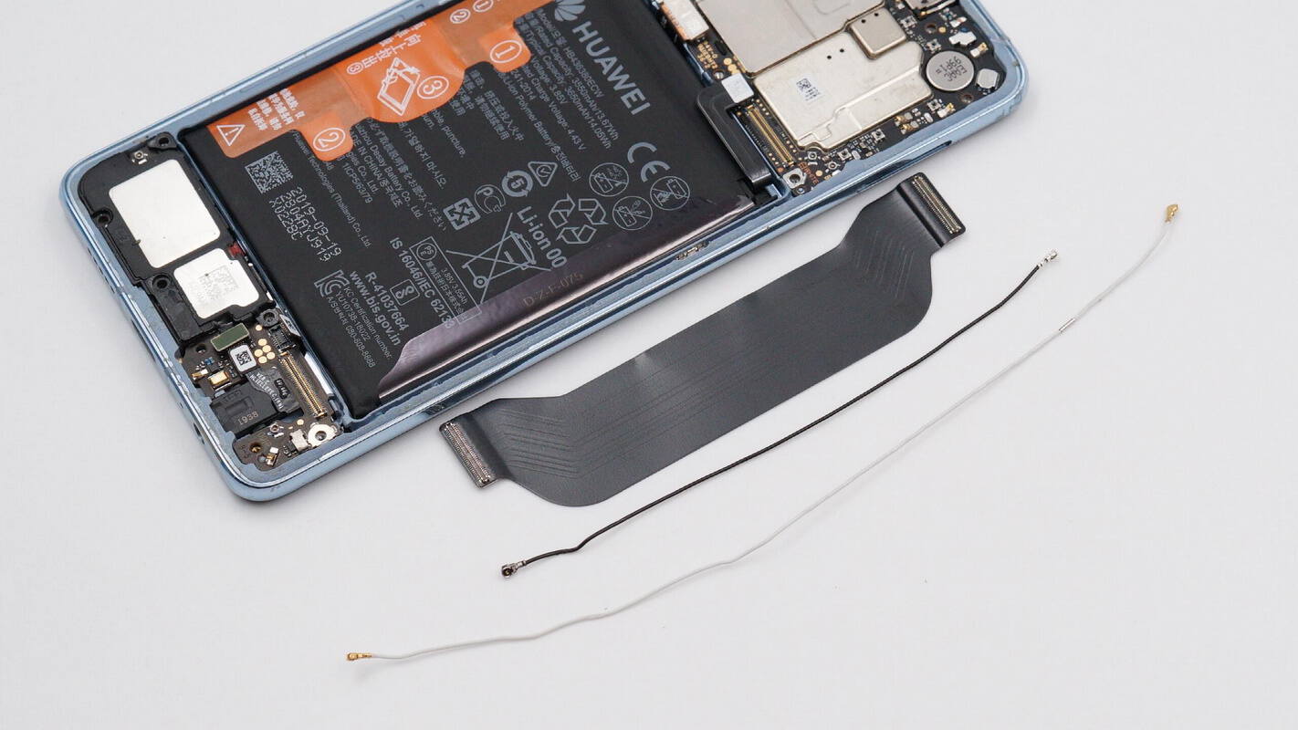 Teardown of Huawei P30-Chargerlab