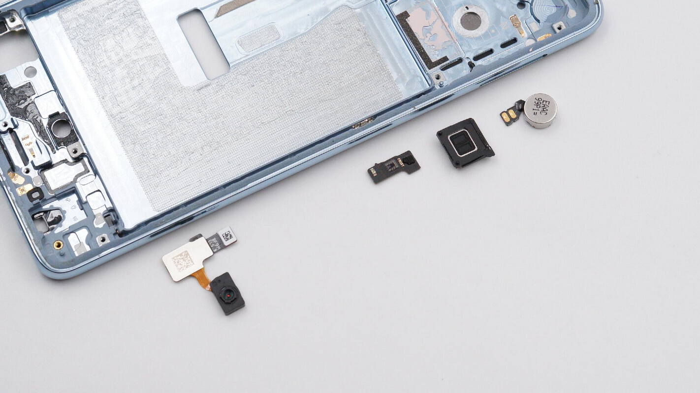 Teardown of Huawei P30-Chargerlab