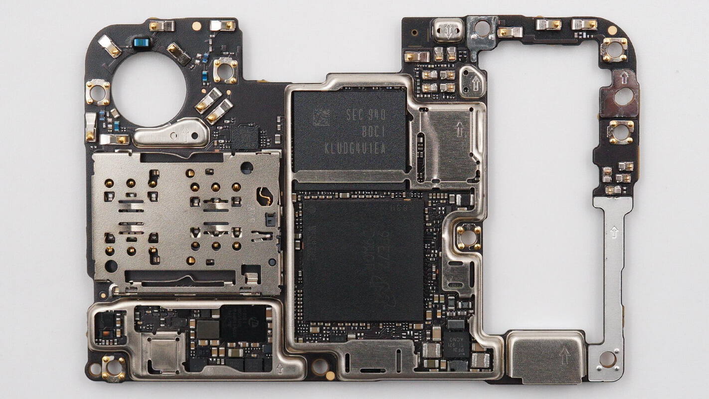 Teardown of Huawei P30-Chargerlab
