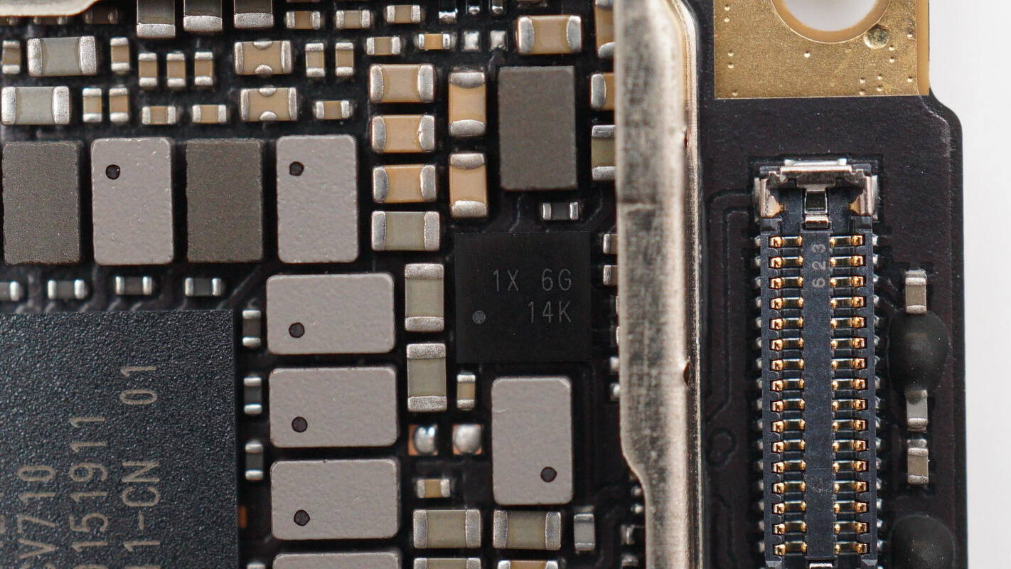 Teardown of Huawei P30-Chargerlab