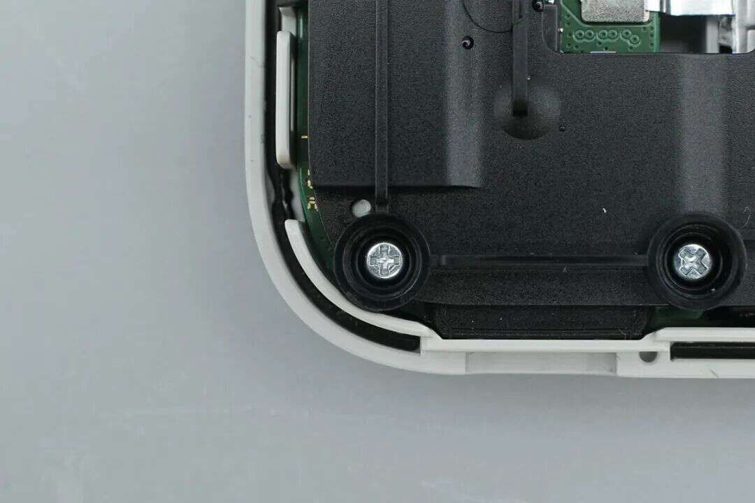 Teardown of Samsung 5000mAh Qi2 Magnetic Wireless Power Bank (EB-U2500)-Chargerlab