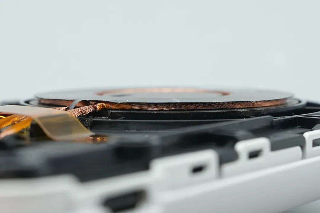 Teardown of Samsung 5000mAh Qi2 Magnetic Wireless Power Bank (EB-U2500)-Chargerlab