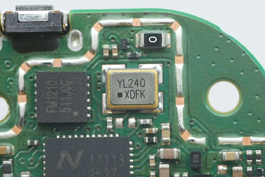 Teardown of Samsung 5000mAh Qi2 Magnetic Wireless Power Bank (EB-U2500)-Chargerlab