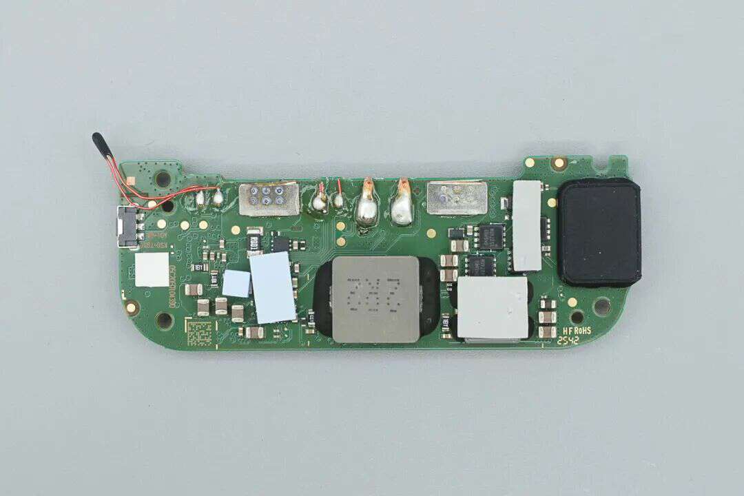 Teardown of Samsung 5000mAh Qi2 Magnetic Wireless Power Bank (EB-U2500)-Chargerlab