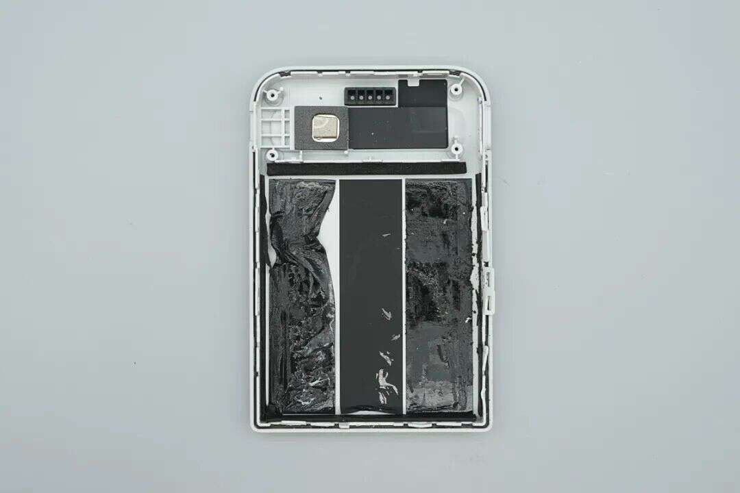 Teardown of Samsung 5000mAh Qi2 Magnetic Wireless Power Bank (EB-U2500)-Chargerlab