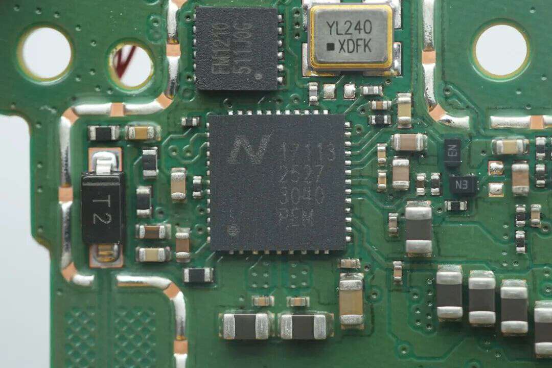 Teardown of Samsung 5000mAh Qi2 Magnetic Wireless Power Bank (EB-U2500)-Chargerlab