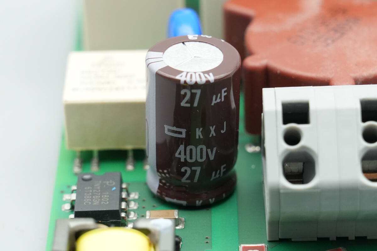 Teardown of MENNEKES EV Charging Cable (35305220027)-Chargerlab