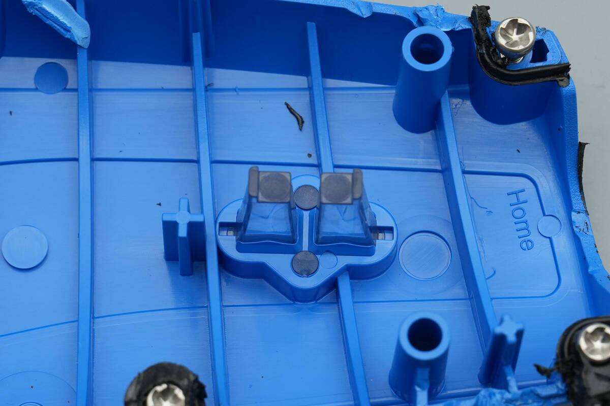 Teardown of MENNEKES EV Charging Cable (35305220027)-Chargerlab