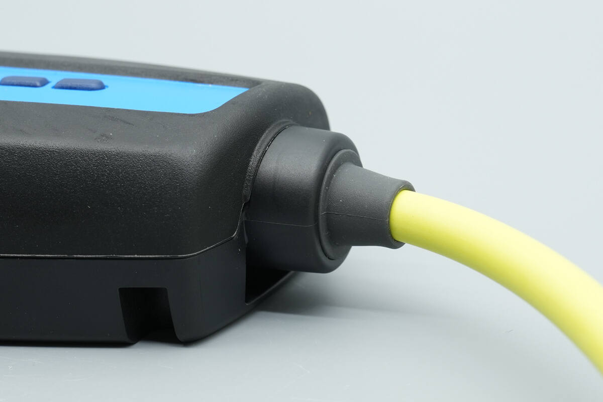 Teardown of MENNEKES EV Charging Cable (35305220027)-Chargerlab