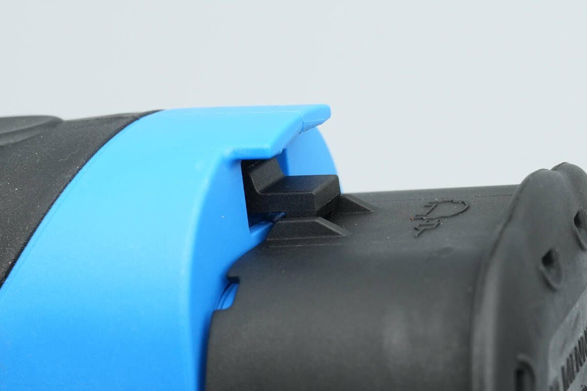 Teardown of MENNEKES EV Charging Cable (35305220027)-Chargerlab