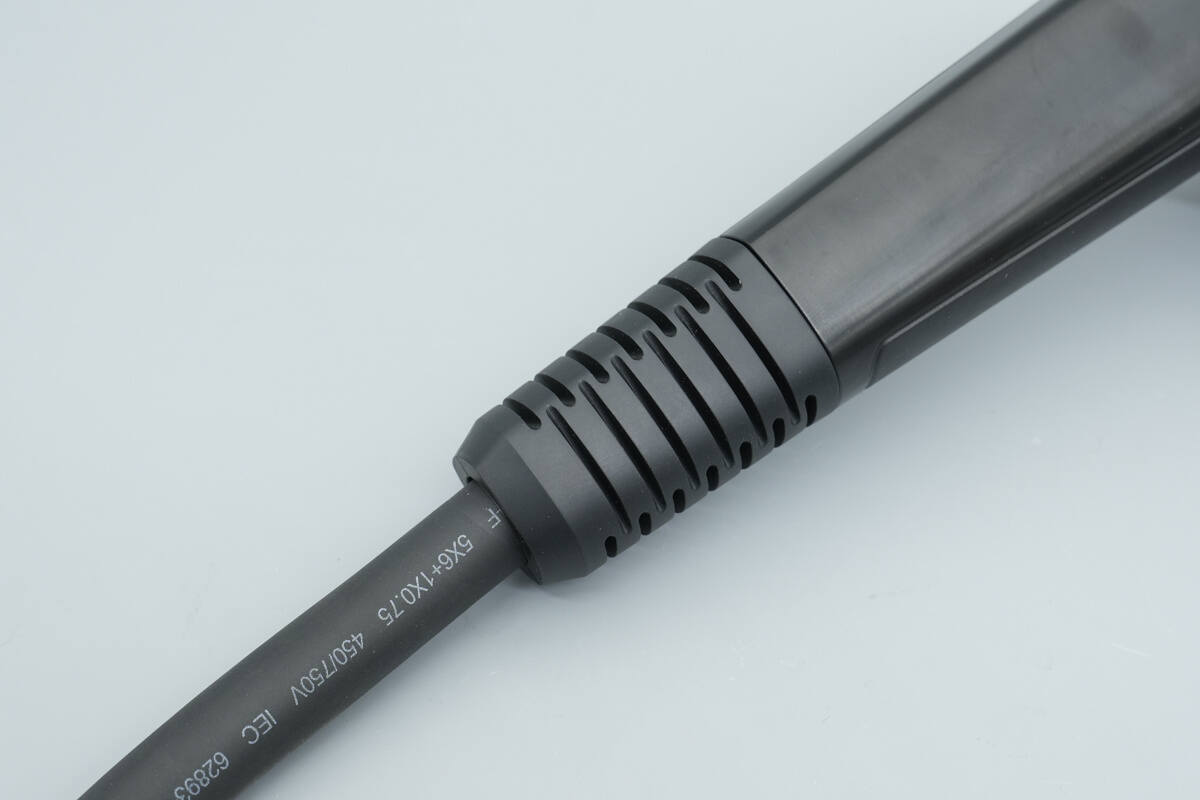 Teardown of Lotus Three-Phase AC Charger Extension Cord-Chargerlab