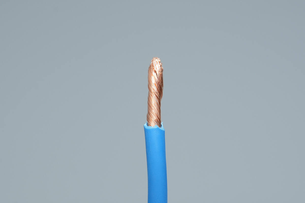 Teardown of Lotus Three-Phase AC Charger Extension Cord-Chargerlab