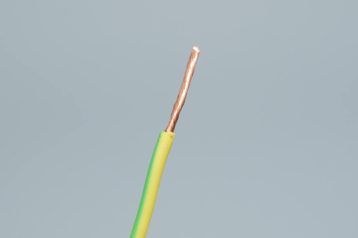 Teardown of Polestar 3-Phase AC Charging Cable Extension-Chargerlab