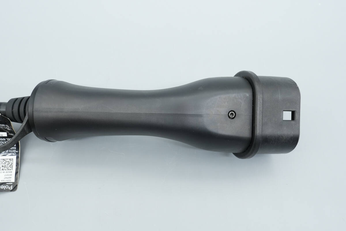 Teardown of Polestar 3-Phase AC Charging Cable Extension-Chargerlab