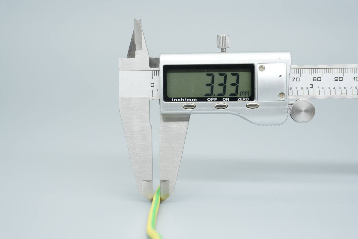 Teardown of Polestar 3-Phase AC Charging Cable Extension-Chargerlab