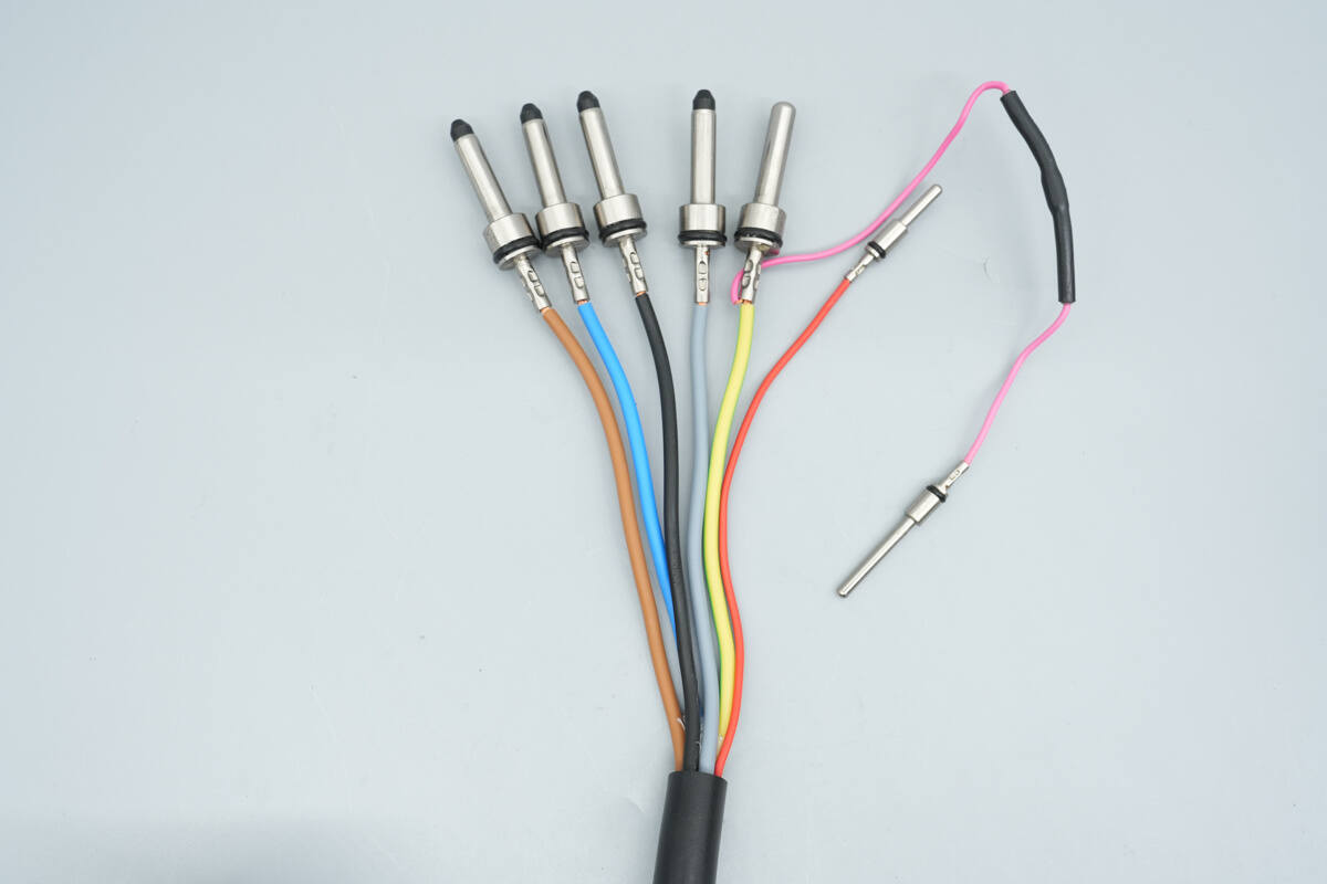 Teardown of Polestar 3-Phase AC Charging Cable Extension-Chargerlab