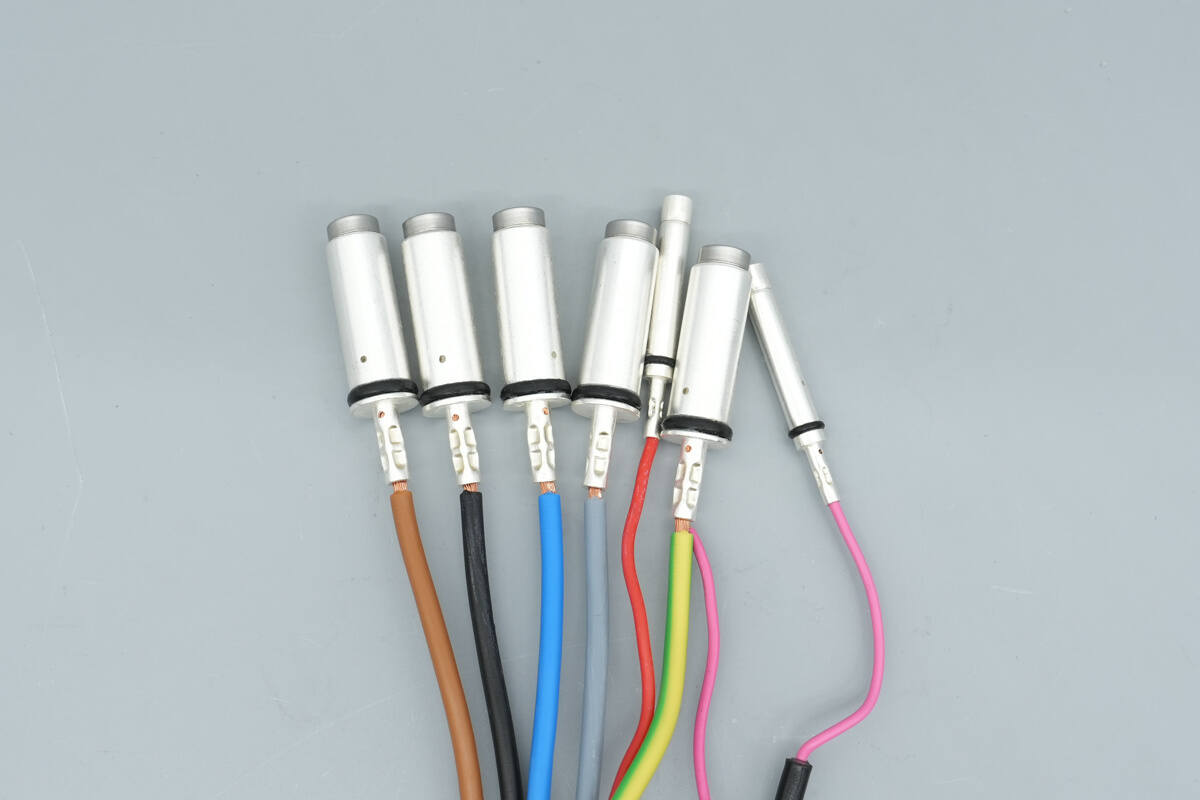 Teardown of Polestar 3-Phase AC Charging Cable Extension-Chargerlab