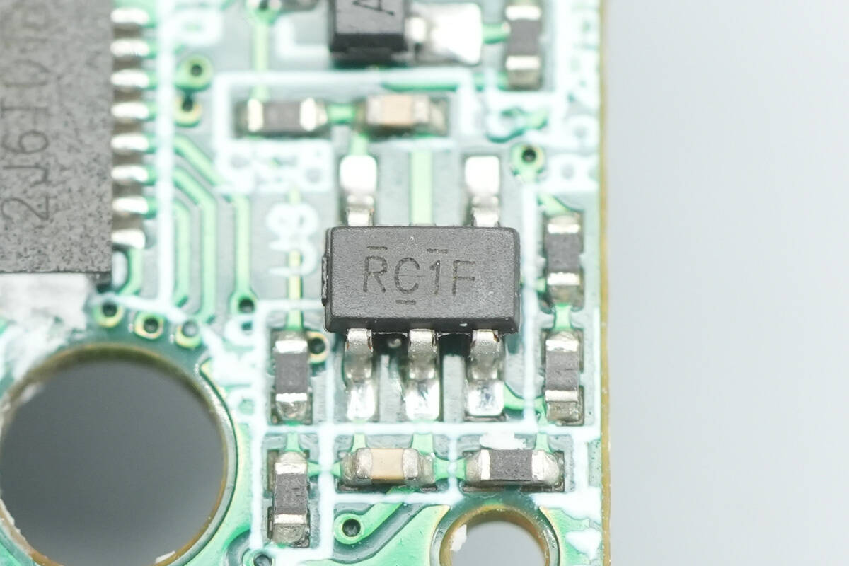 Teardown of Yoobao LY45 20000mAh 45W Power Bank (Built-in Dual Cable)-Chargerlab