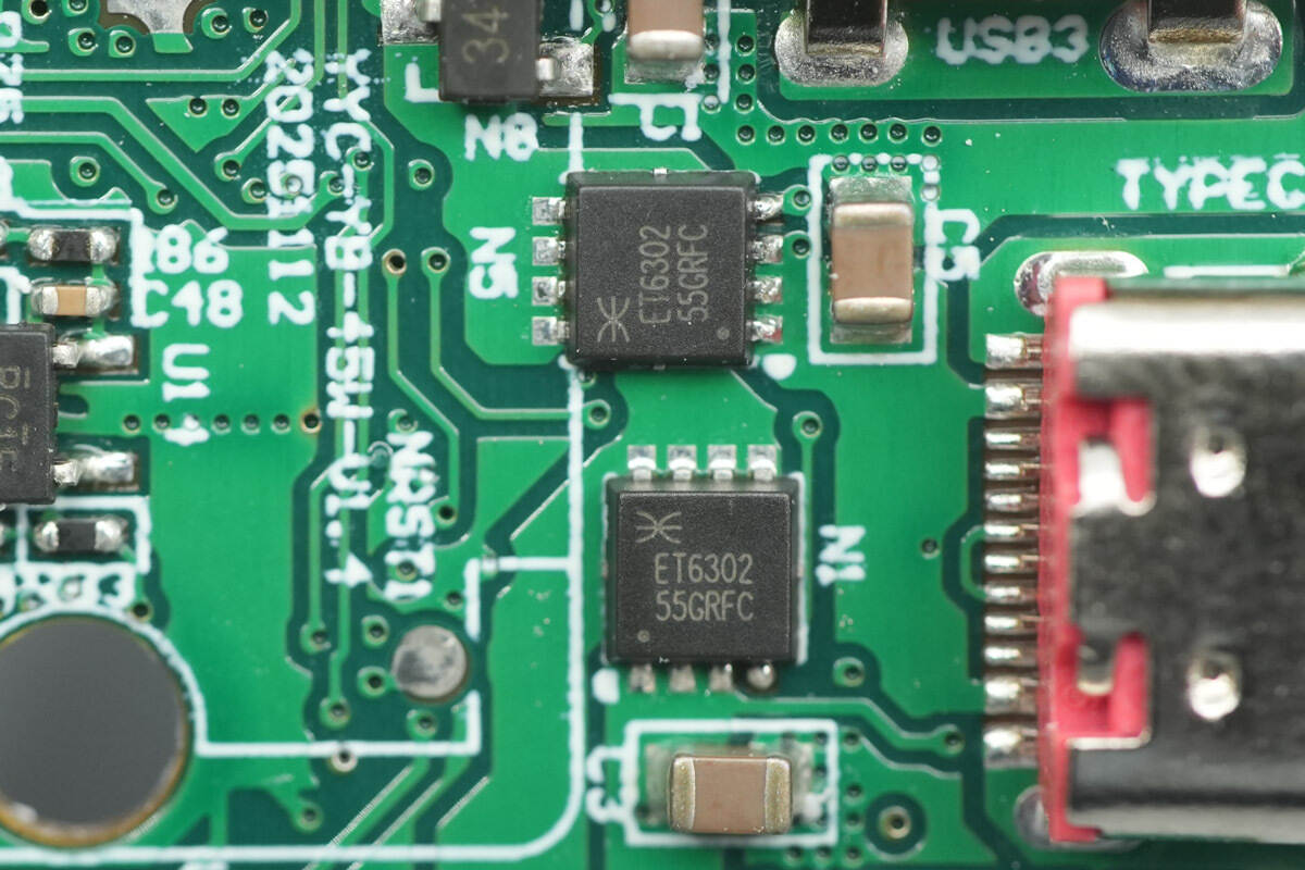 Teardown of Yoobao LY45 20000mAh 45W Power Bank (Built-in Dual Cable)-Chargerlab