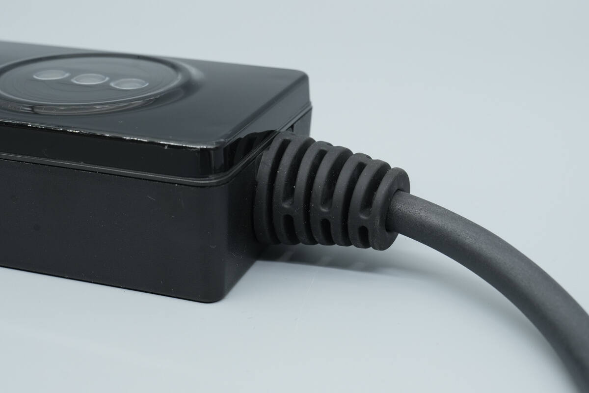 Teardown of Lincoln 1760W Portable EV Charger-Chargerlab