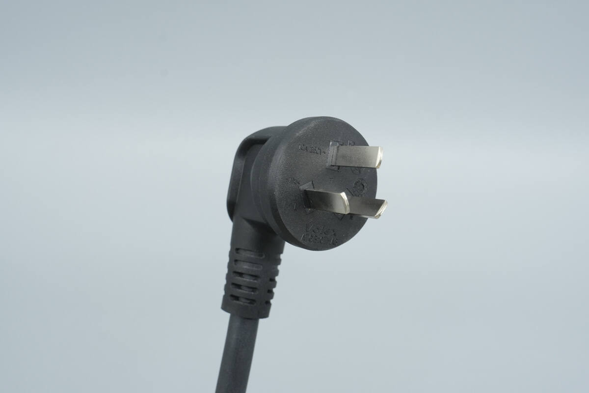 Teardown of Lincoln 1760W Portable EV Charger-Chargerlab