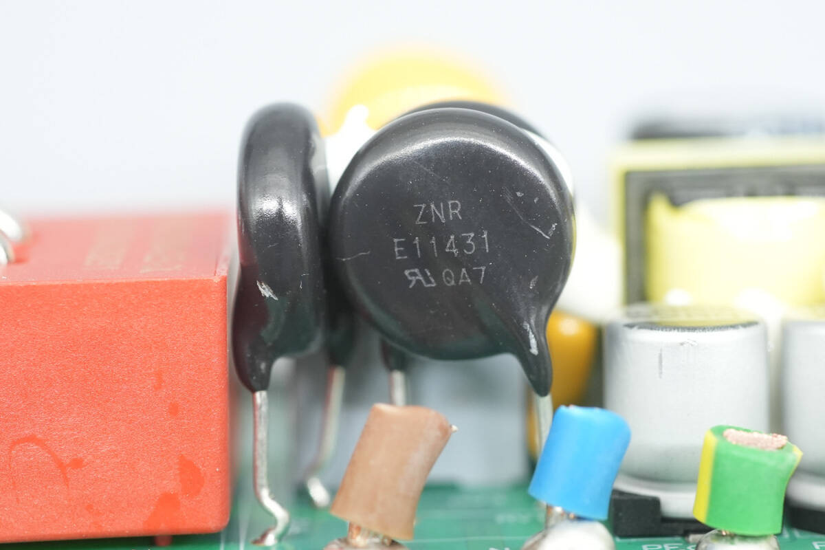 Teardown of Lincoln 1760W Portable EV Charger-Chargerlab