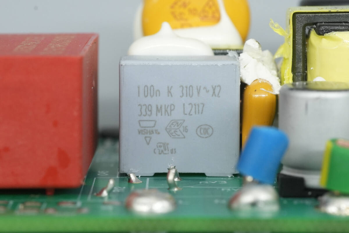 Teardown of Lincoln 1760W Portable EV Charger-Chargerlab