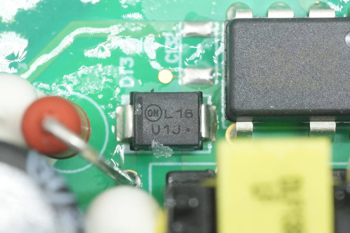 Teardown of Lincoln 1760W Portable EV Charger-Chargerlab